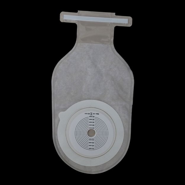 کیسه-کلستومی-ایلئوستومی-یک-تکه-ته-باز-مات-کلوپلاست-کد-۶۳۰۰---Coloplast-Colostomy,-Ileostomy-Bag-Open-One-Piece-Frosted-Code-6300