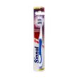 مسواک سیگنال مدل effective clean با برس متوسط - Signal Effective Clean Toothbrush Medium